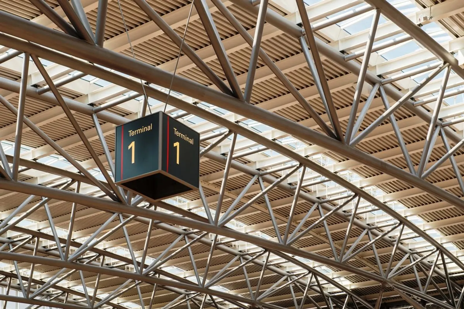Airport terminal roof and structural framing — illustrative aviation photograph